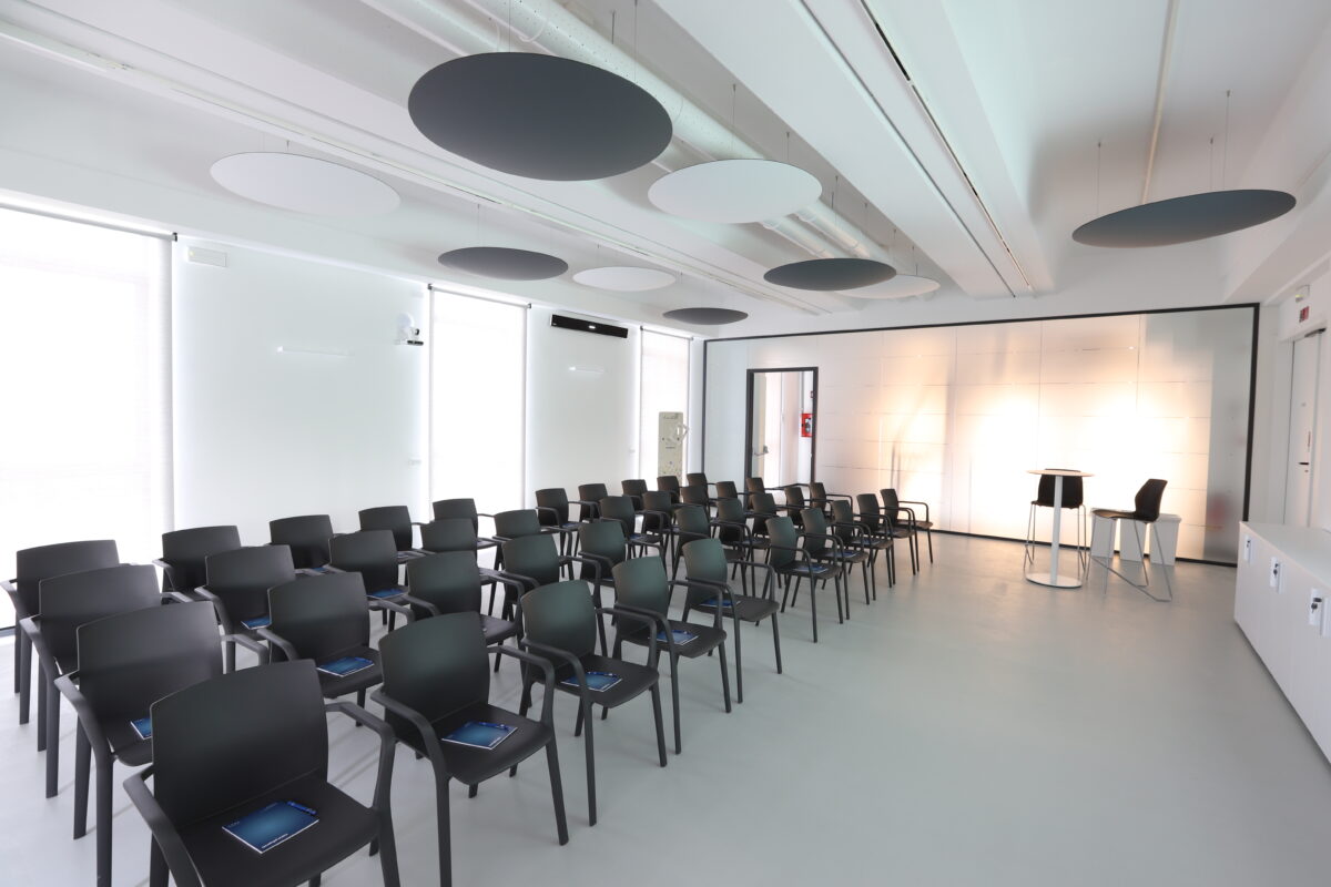 sala-formazione-audio-video-newpharm-4: questa immagine non ha ancora un testo alternativo.
